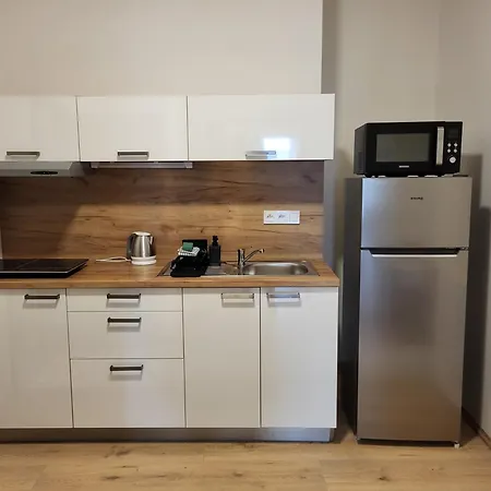 Center - Moderna Rimske Namesti Iv Apartment *